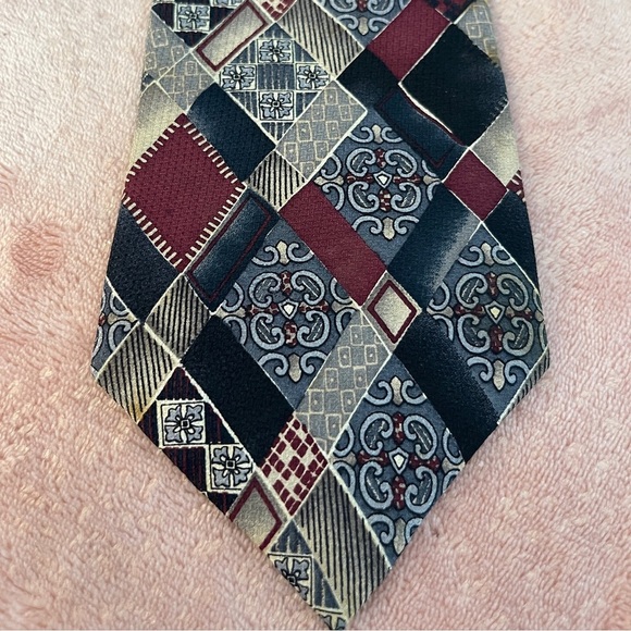 Mark Alexander Geometric Pattern Tie - Picture 2 of 8